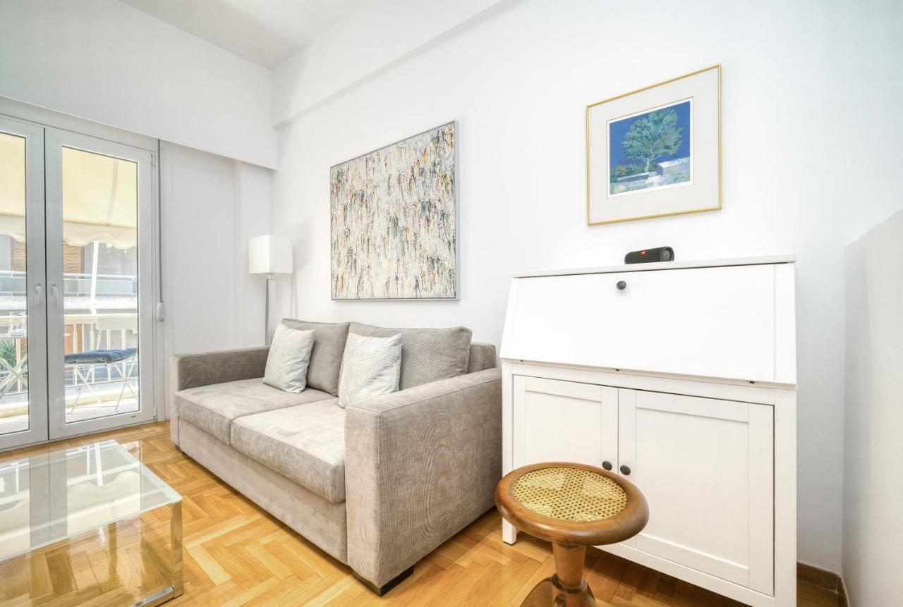 Elegant Light Two Bedroom Apartment In City Center 雅典 外观 照片