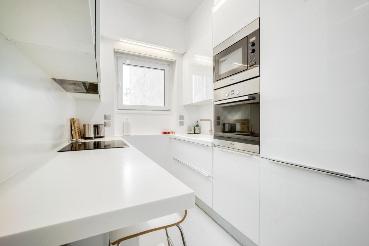 Elegant Light Two Bedroom Apartment In City Center 雅典 外观 照片