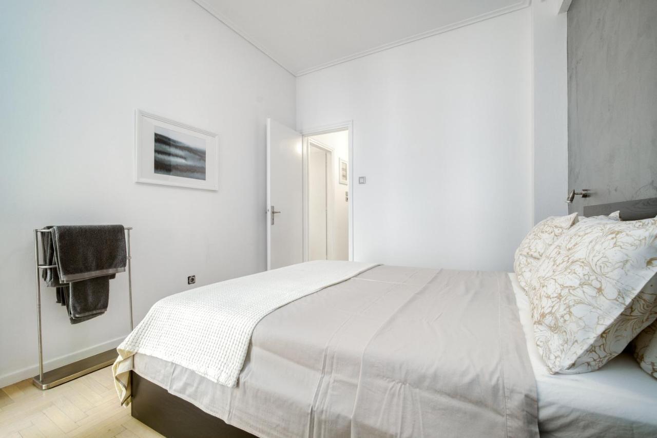 Elegant Light Two Bedroom Apartment In City Center 雅典 外观 照片